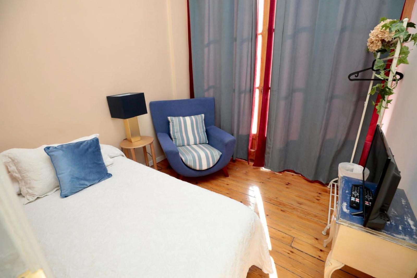 Habitaciones Centrovalladolid Bilik gambar